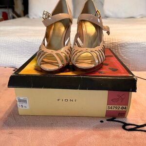FIONI Clothing Nude Strappy Heels